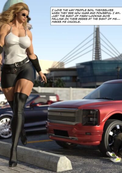 muscular mini giantess